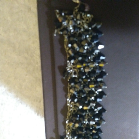 Beautiful Black and Silver beaded bracelet - Picture 4 of 7
